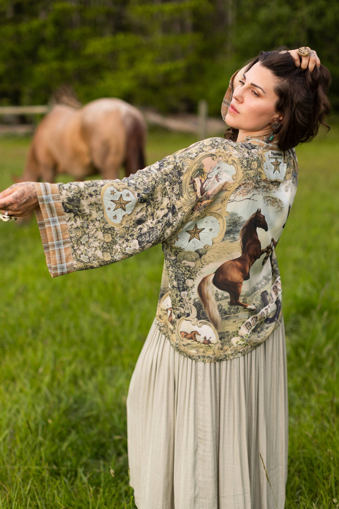 Born to Run Pixie Duster Crop Kimono w/ Horse & Flower Print - Canada