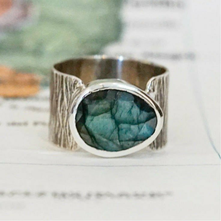 Hammered Labradorite Ring - Rajasthan, India