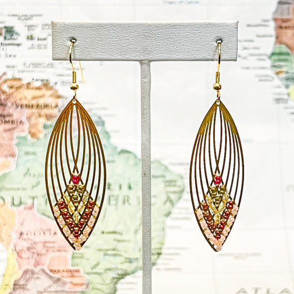Swooping Oval Earring - Guatemala